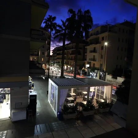 Apartman 319