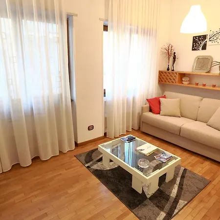 319 Apartamento
